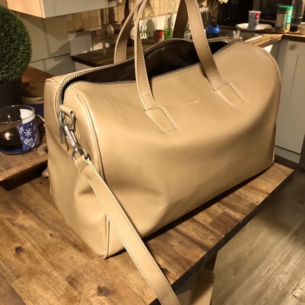 Matt n Nat Duffle Bag ✨🎀